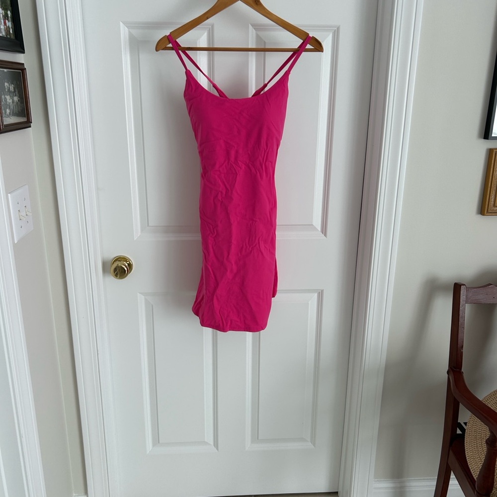 HALARA Fuchsia athletic Dress